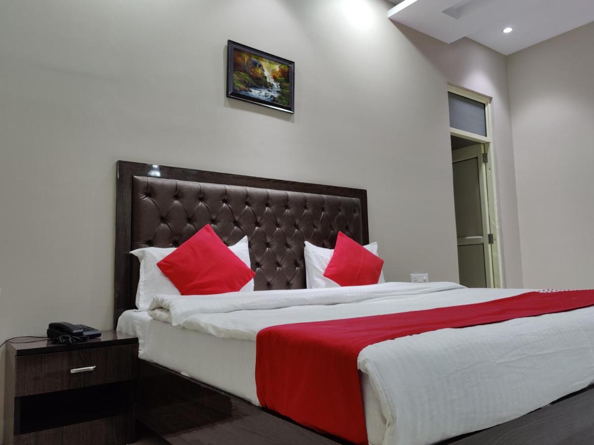 Hotel Kailash Mansarovar And Banquet Hall Bareilly Εξωτερικό φωτογραφία