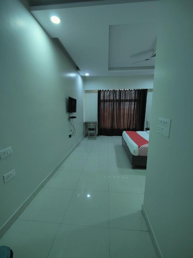 Hotel Kailash Mansarovar And Banquet Hall Bareilly Εξωτερικό φωτογραφία