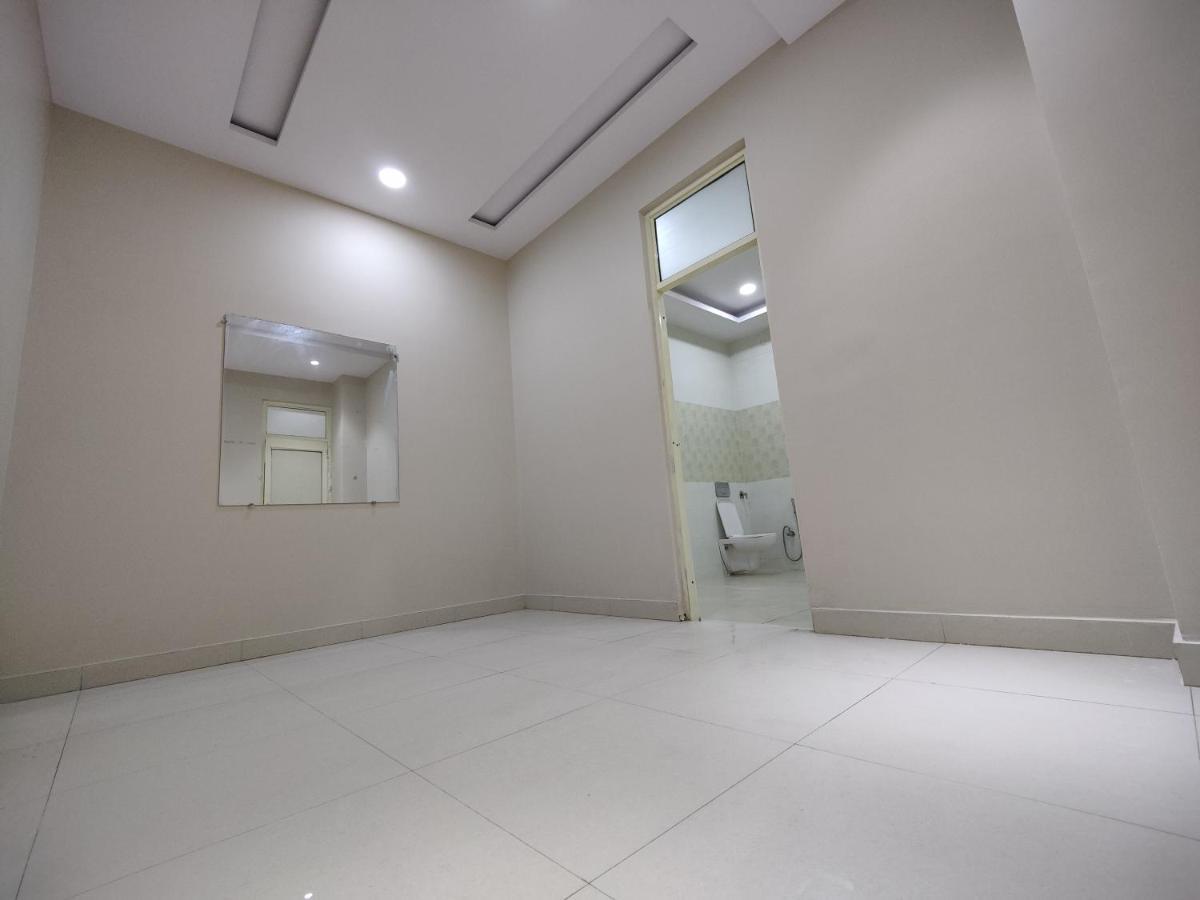 Hotel Kailash Mansarovar And Banquet Hall Bareilly Εξωτερικό φωτογραφία
